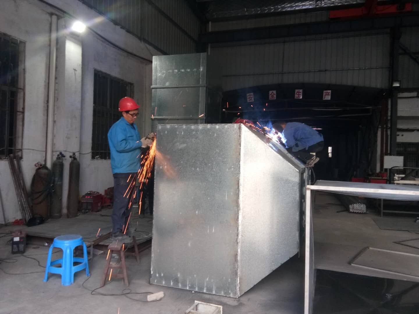万事活性炭吸附装置